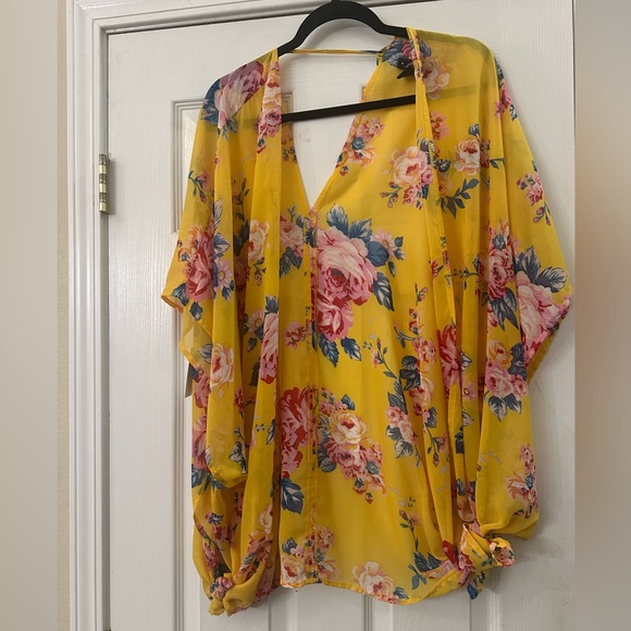 Miss Lili kimono/Beach Cover Up - Picture 1 of 6